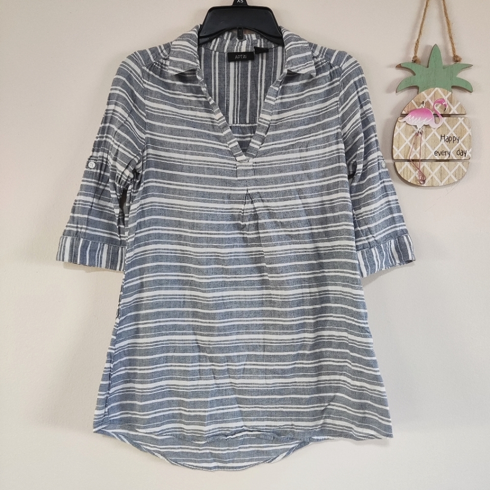 5/$25 APT.9 Striped Gray and White Tunic Top Size S